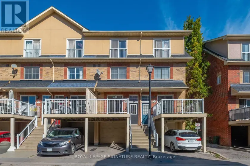 Townhouse at 85 - 1775 VALLEY FARM ROAD, Pickering