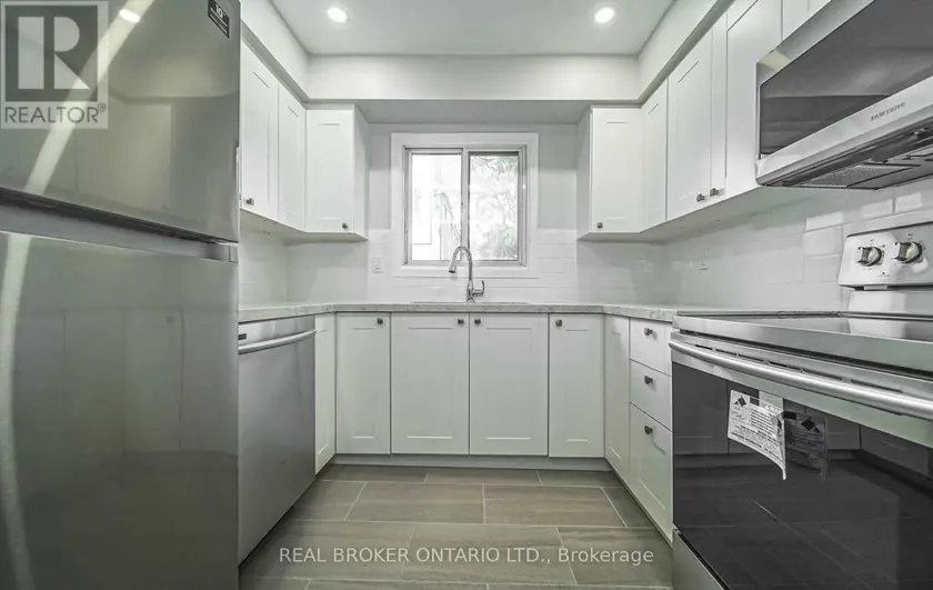 Townhouse at 12 - 1100 OXFORD STREET, Oshawa