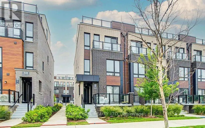Townhouse at 05 - 235 MCLEVIN AVENUE, Toronto