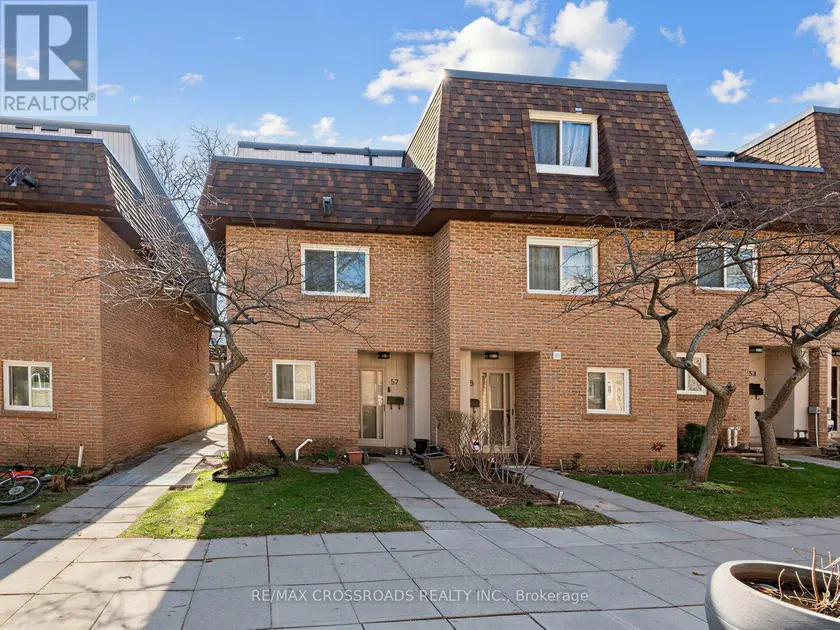 Townhouse at 57 - 275 MANSE ROAD, Toronto