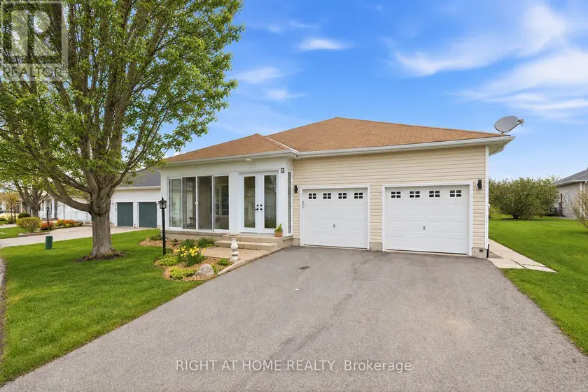 Detached at 5 PARK PLACE LANE, Clarington