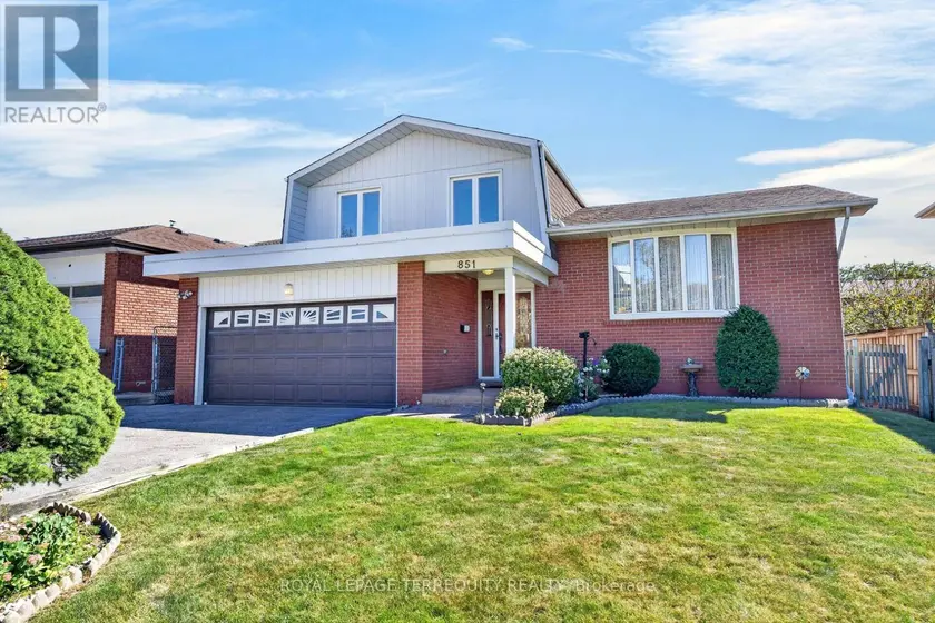 Detached at 851 HUNTINGWOOD DRIVE, Toronto