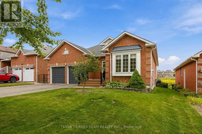 Detached at 28 PERRYVIEW DRIVE, Scugog