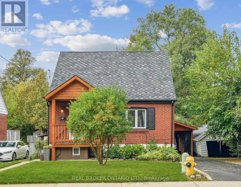 Detached at LOWER - 24 GLENBURN AVENUE, Toronto