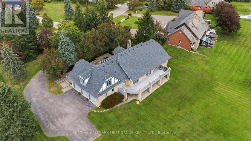 Detached at 17 BUGGEY LANE, Ajax