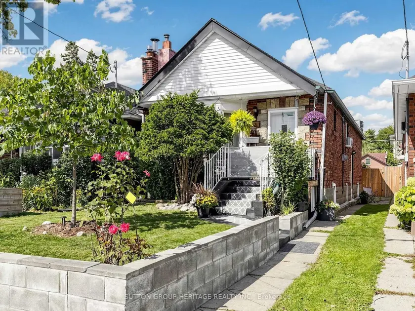 Detached at 248 WESTWOOD AVENUE, Toronto