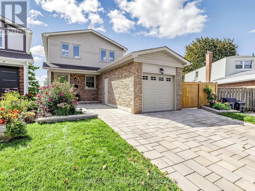 Detached at 19 POST HORN GROVE, Toronto