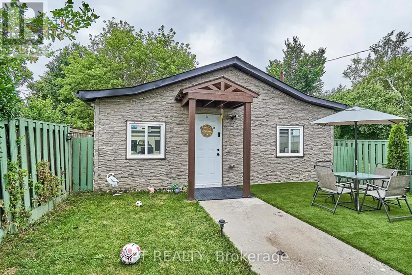Detached at 15 KNIGHTS ROAD, Oshawa
