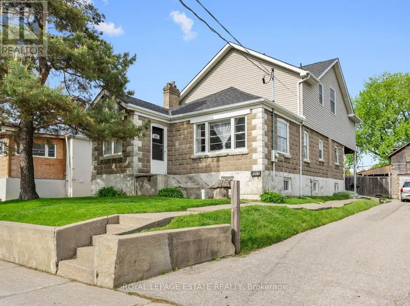 Detached at 601 PHARMACY AVENUE, Toronto