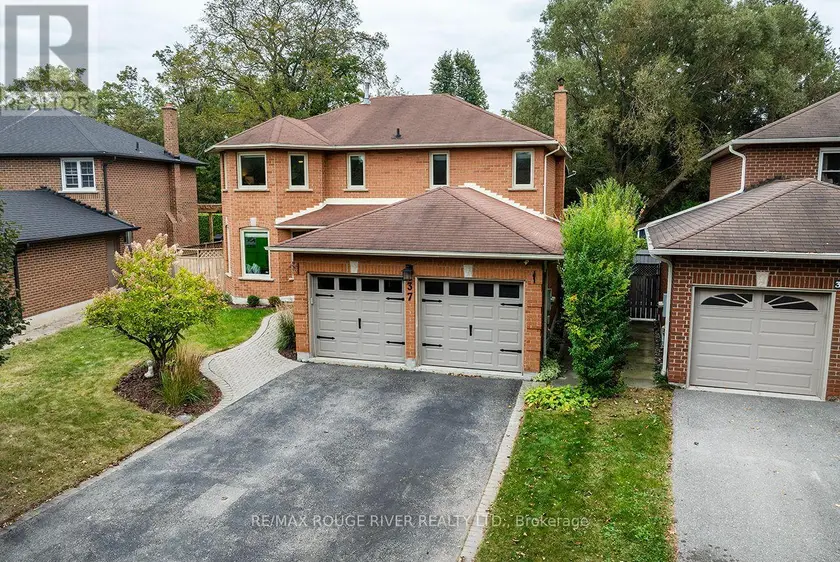 Detached at 37 WYNDFIELD CRESCENT, Whitby