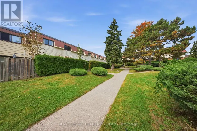 Townhouse at 21 - 506 NORMANDY STREET, Oshawa