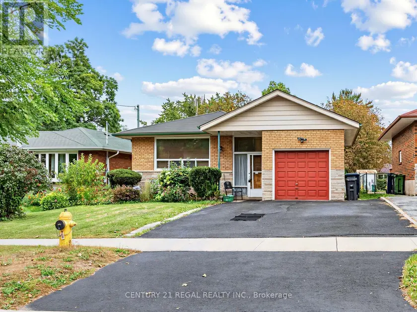 Detached at 121 JANRAY DRIVE, Toronto