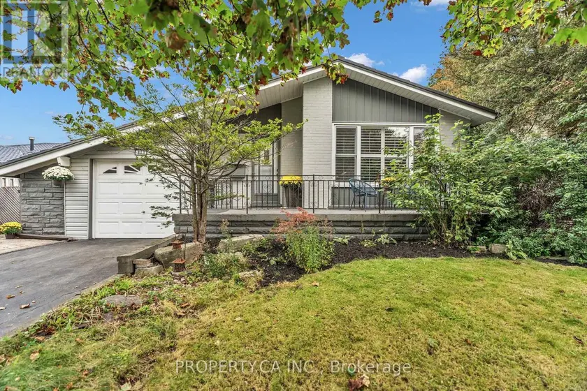 Detached at 833 KROSNO BOULEVARD, Pickering
