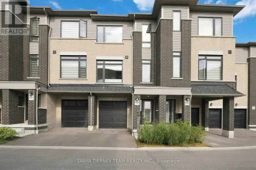 Townhouse at 53 EMMAS WAY, Whitby