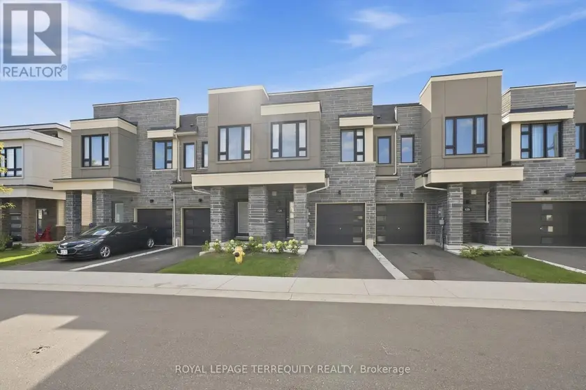 Townhouse at 129 SAILORS LANDING, Clarington
