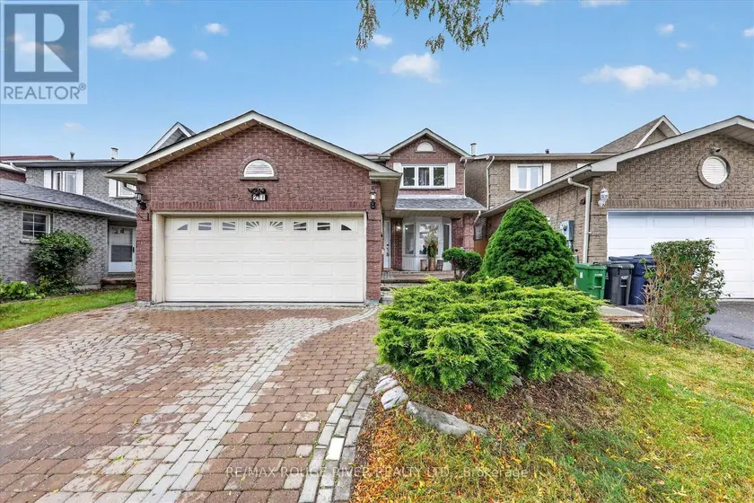 Detached at 211 PONYMEADOW TERRACE, Toronto