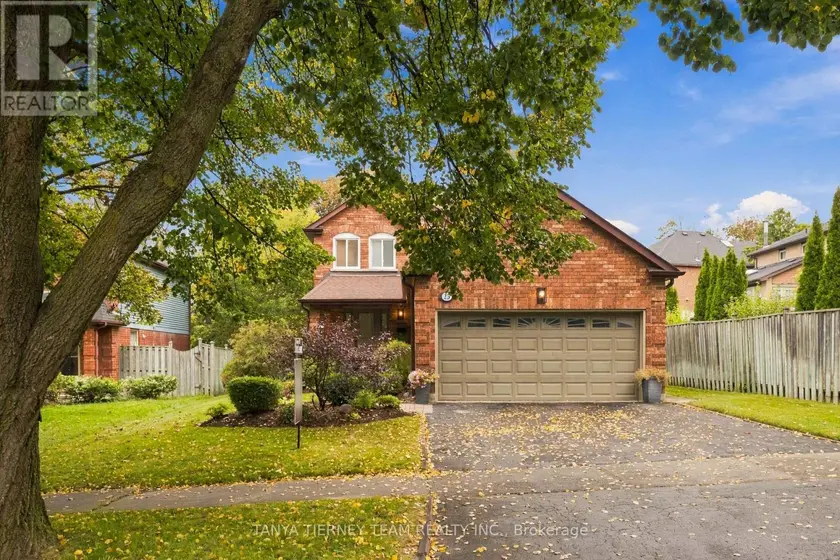 Detached at 25 COULTON COURT, Whitby