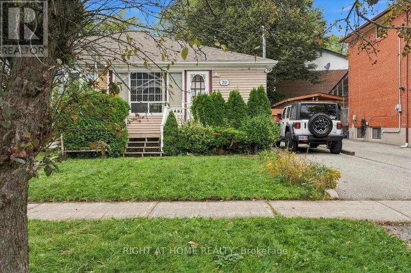 Semi-Detached/Link at 70 PAINTED POST DRIVE, Toronto