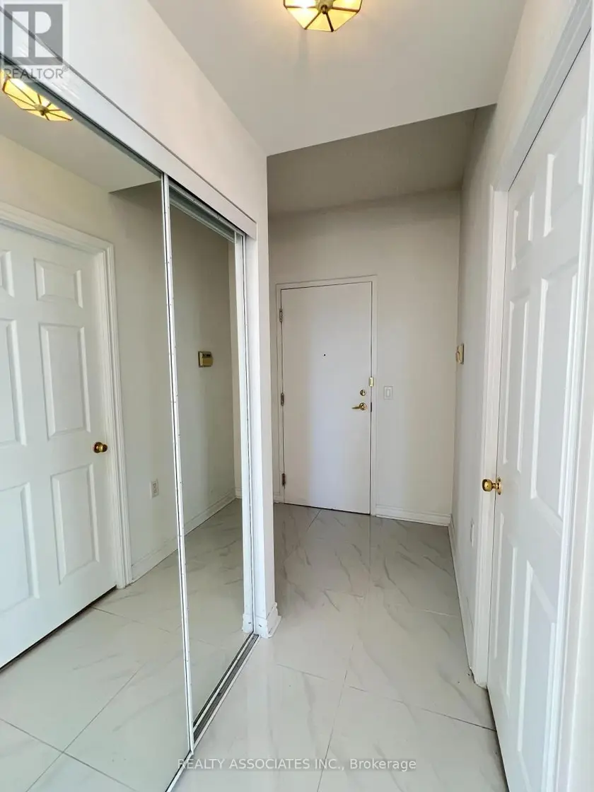 Apartment at LPH17 - 2627 MCCOWAN ROAD, Toronto