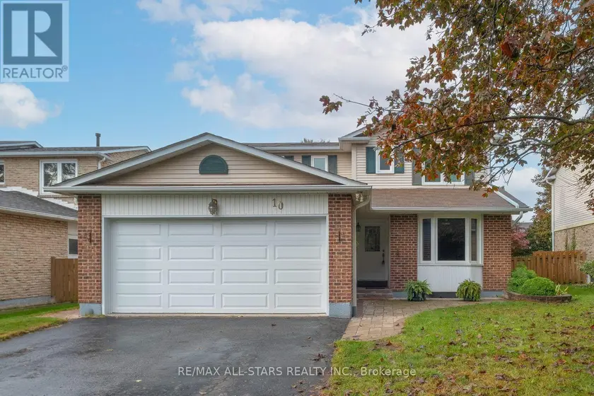 Detached at 10 COLETTE DRIVE, Whitby
