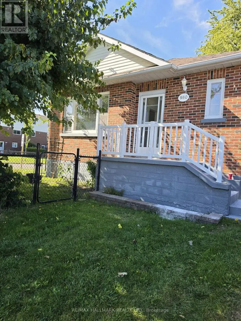 Detached at 980 GLEN STREET, Oshawa