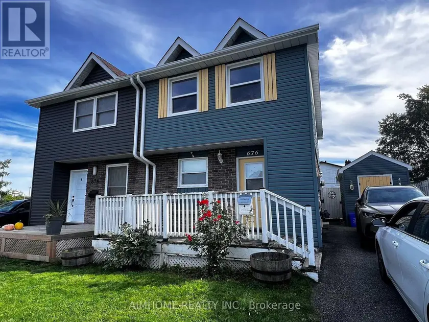 Semi-Detached/Link at 676 BALSAM CRESCENT, Oshawa