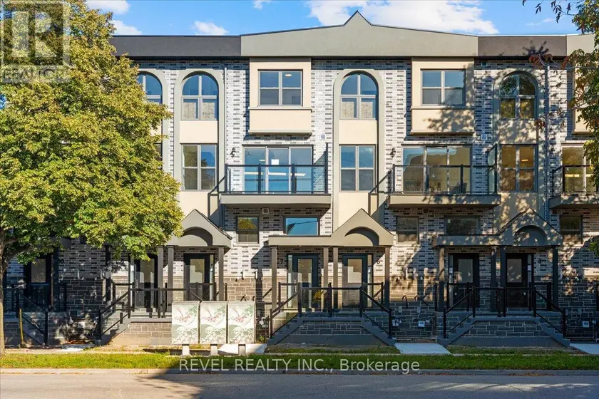Townhouse at 7 - 200 RAILWAY ENGINE HOUSE WAY, Whitby