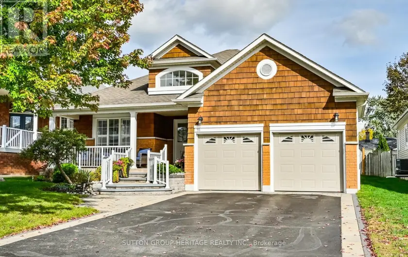 Detached at 35 KIMBERLY DRIVE, Whitby