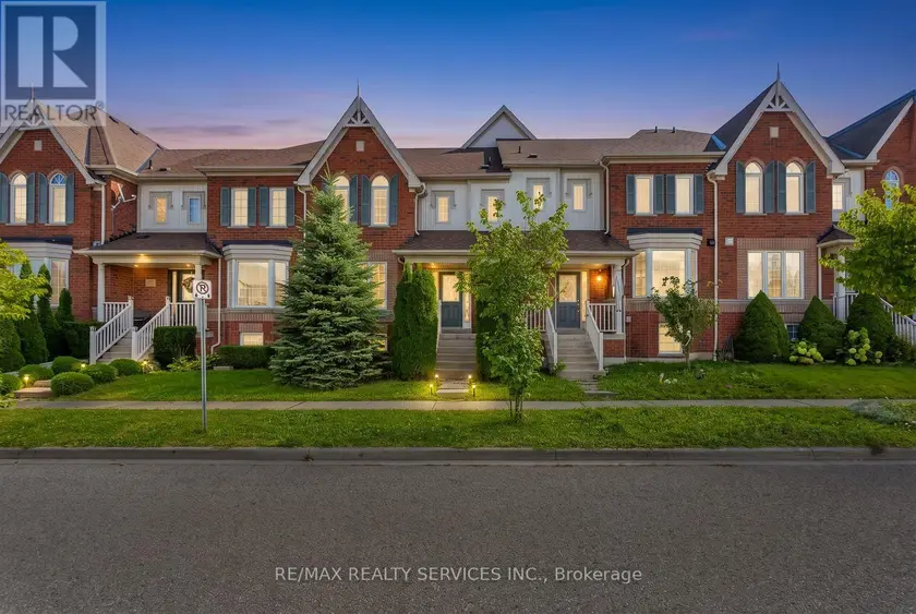 Townhouse at 5 DOLLERY GATE, Ajax