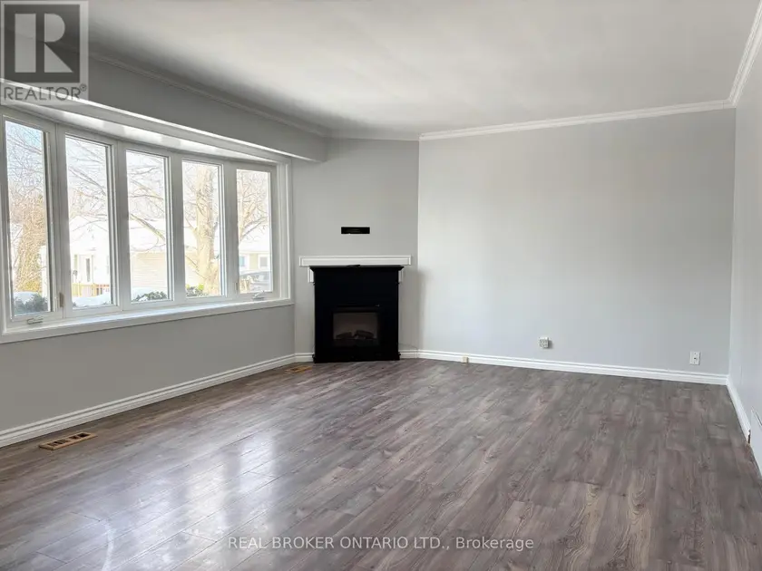 Detached at MAIN FL - 327 DOVER STREET, Oshawa
