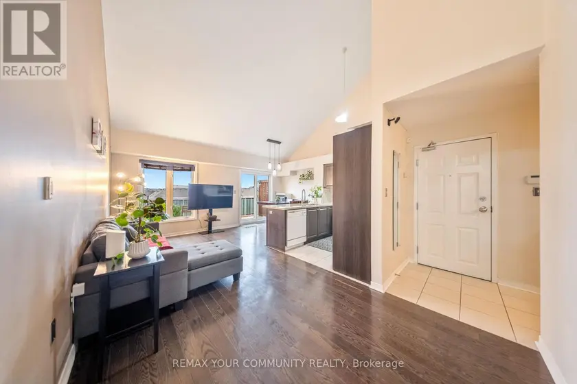 Townhouse at 48 - 651F WARDEN AVENUE, Toronto