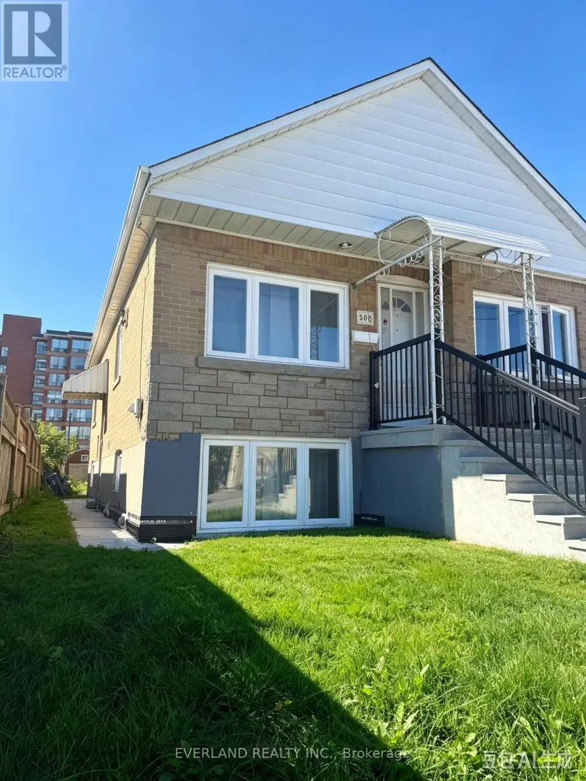 Detached at BSMT - 808 MIDLAND AVENUE, Toronto