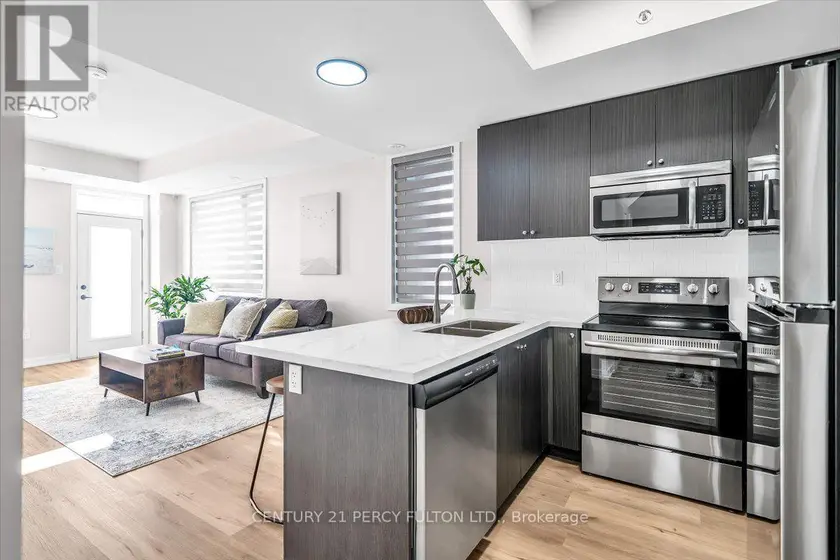 Townhouse at 207 - 1555 KINGSTON ROAD PICKERING ON ROAD, Pickering
