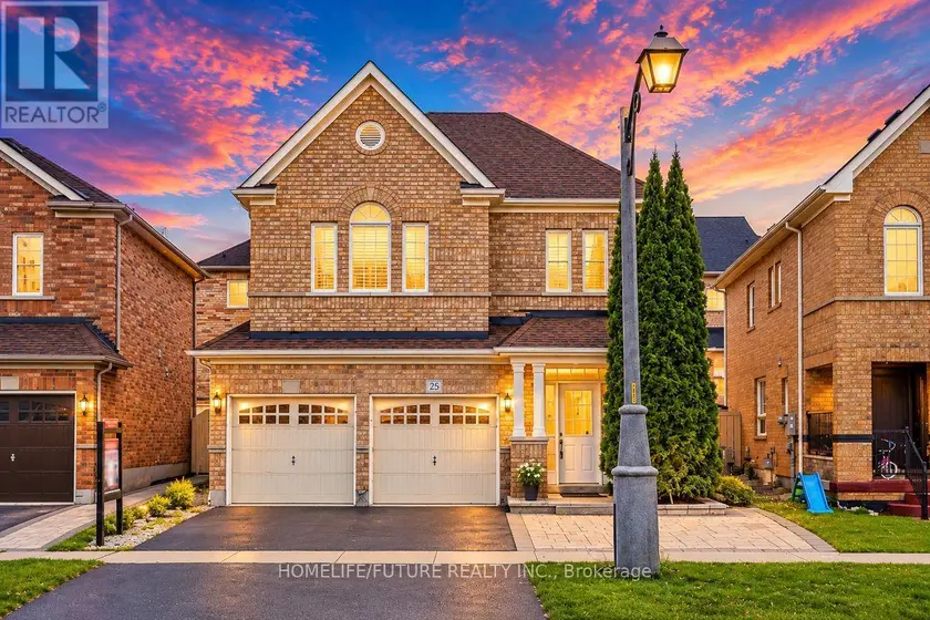 Detached at 25 THACKERY DRIVE, Ajax