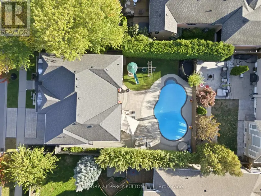 Detached at 82 BRIDLEWOOD BOULEVARD, Whitby