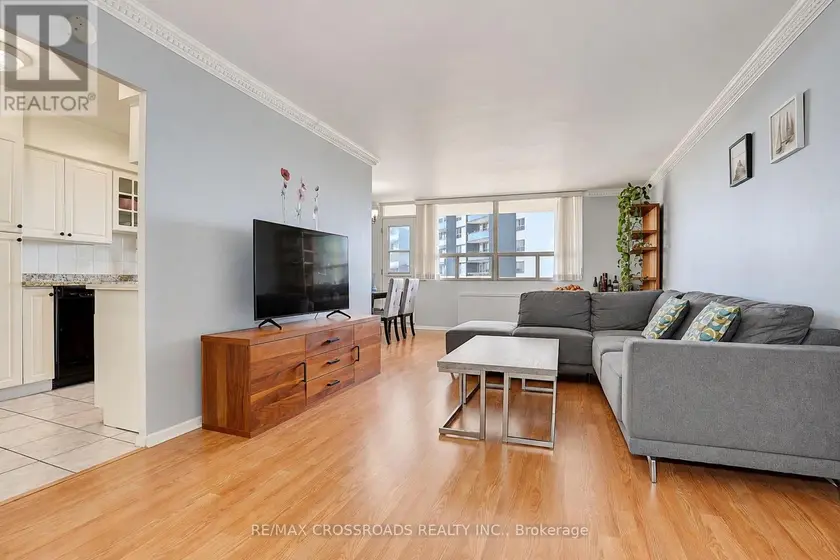 Apartment at 301 - 3420 EGLINTON AVENUE E, Toronto
