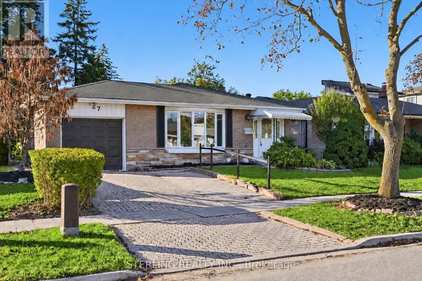 Detached at 27 OAKMEADOW BOULEVARD, Toronto