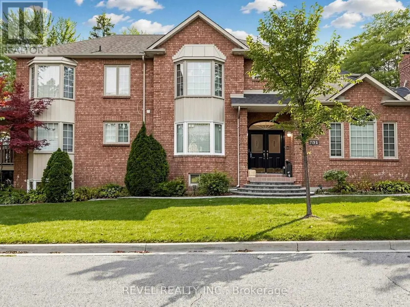 Detached at LOWER - 831 REGAL CRESCENT, Pickering