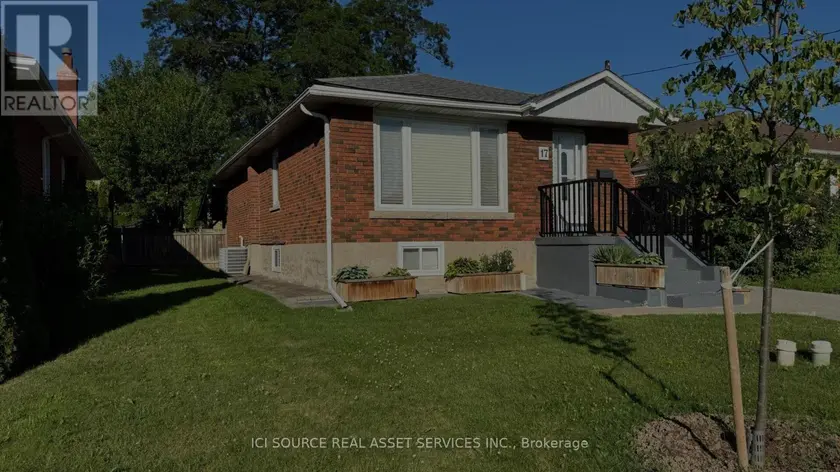 Detached at LOWER LEVEL - 17 HUBERT AVENUE, Toronto
