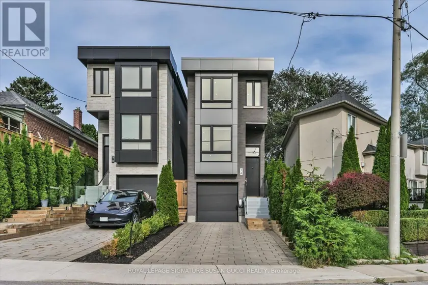 Detached at 7A EVERETT CRESCENT, Toronto