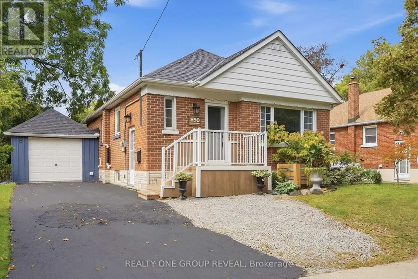 Detached at 890 GRIERSON STREET, Oshawa