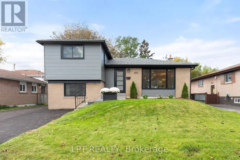 Detached at 868 LIVERPOOL ROAD, Pickering