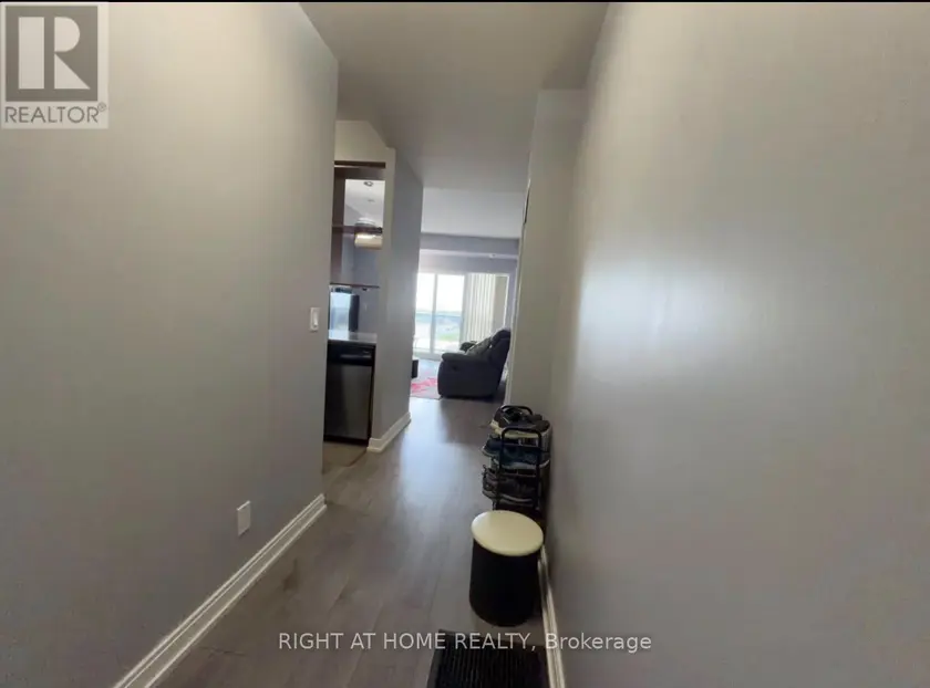 Apartment at 1221 - 181 VILLAGE GREEN SQUARE, Toronto
