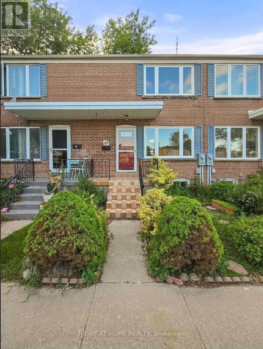 Townhouse at 49 - 740 KENNEDY STREET, Toronto