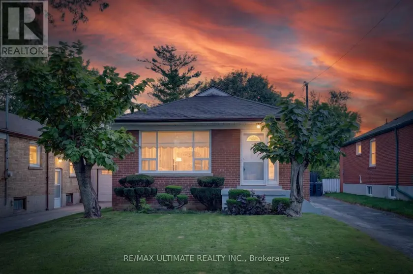 Detached at 85 ROEBUCK DRIVE, Toronto