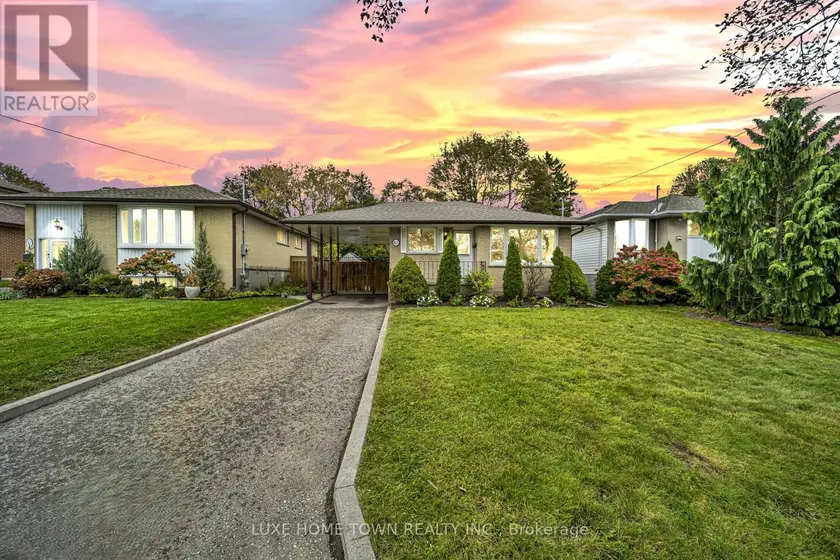 Detached at 61 KEEWATIN STREET S, Oshawa
