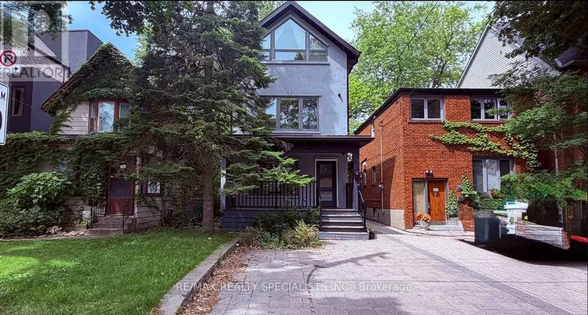 Detached at 16 WOODLEE ROAD, Toronto