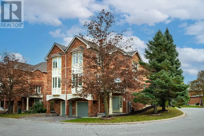 Apartment at 1 - 1 GUILDPARK PATHWAY, Toronto