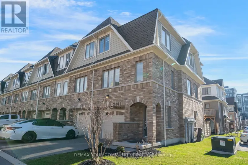 Townhouse at 137 - 2566 MOJAVE PATH, Oshawa