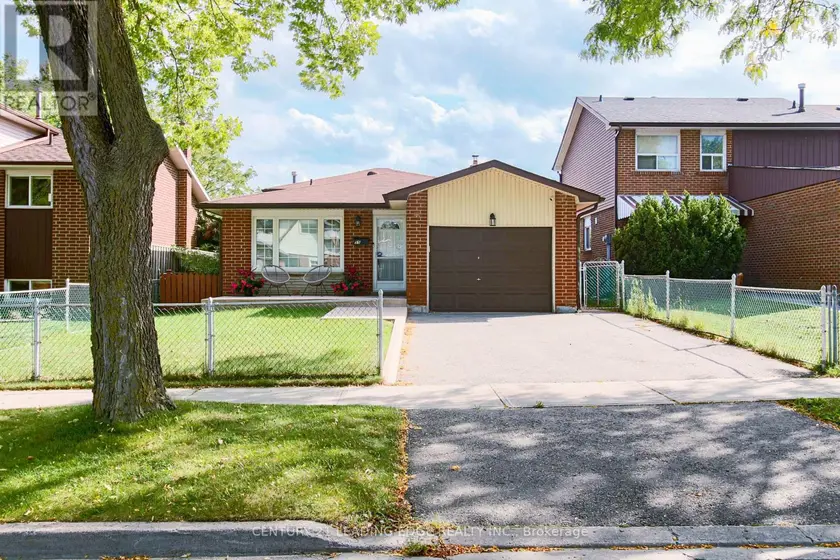 Detached at 55 MAMMOTH HALL TRAIL, Toronto